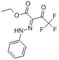 CAS 登录号：1494-98-0， 4,4,4-三氟-3-氧代-2-(苯基亚肼基)丁酸乙酯