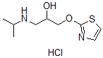 CAS 登录号:38241-39-3, 1-(丙-2-基氨基)-3-(1,3-噻唑-2-基氧基)丙-2-醇盐酸盐