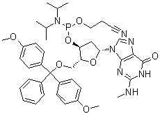 structure of CAS# 808132-80-1, 5'-O-[二(4-甲氧基苯基)苯基甲基]-2'-脱氧-N-甲基-鸟苷 3'-[2-氰基乙基二异丙基氨基亚磷酸酯]